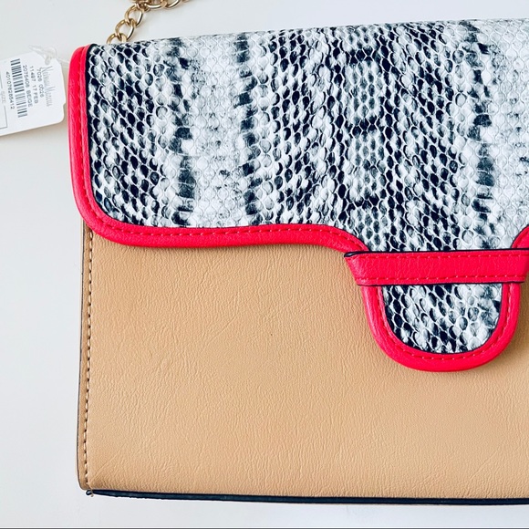 Neiman Markus Rory Clutch - Picture 4 of 12